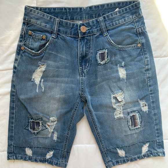 Jean Shorts Size 30 - Picture 2 of 6